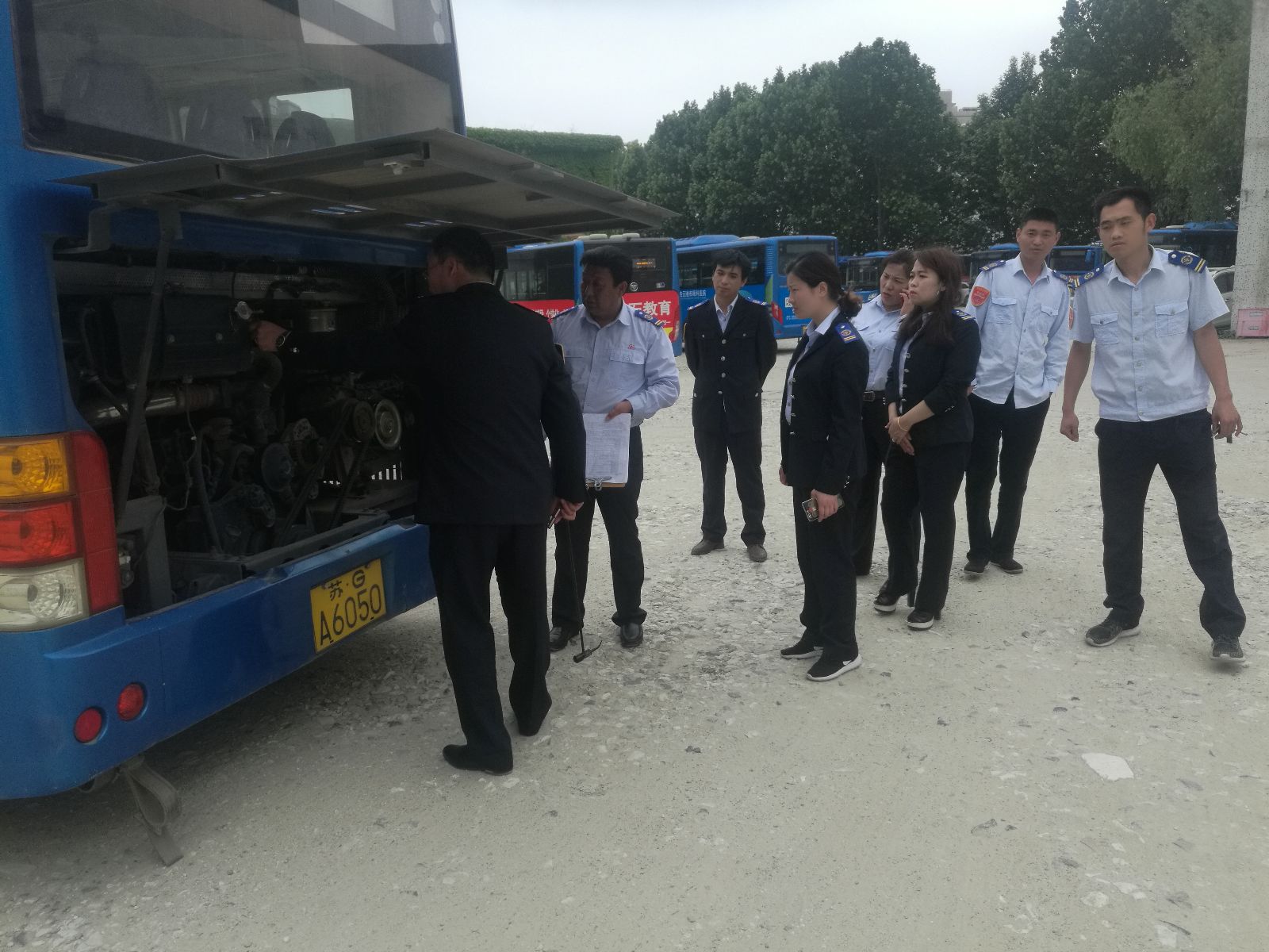 公交集團海通公交公司開展分公司管理人員“一日三檢”操作流程培訓